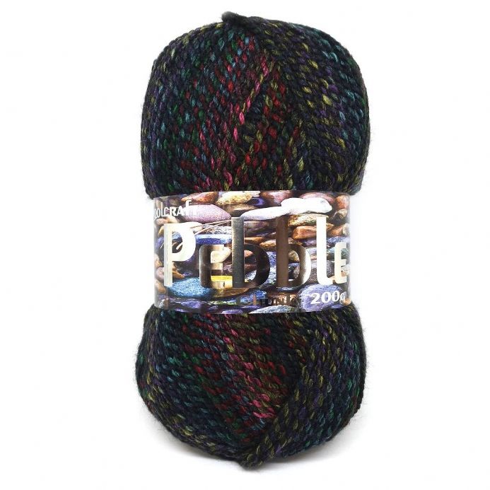 Pebble Chunky Yarn 5 x 200g Balls Black 8080